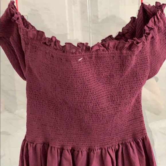 New Off shoulder bergundy dress - Picture 7 of 10